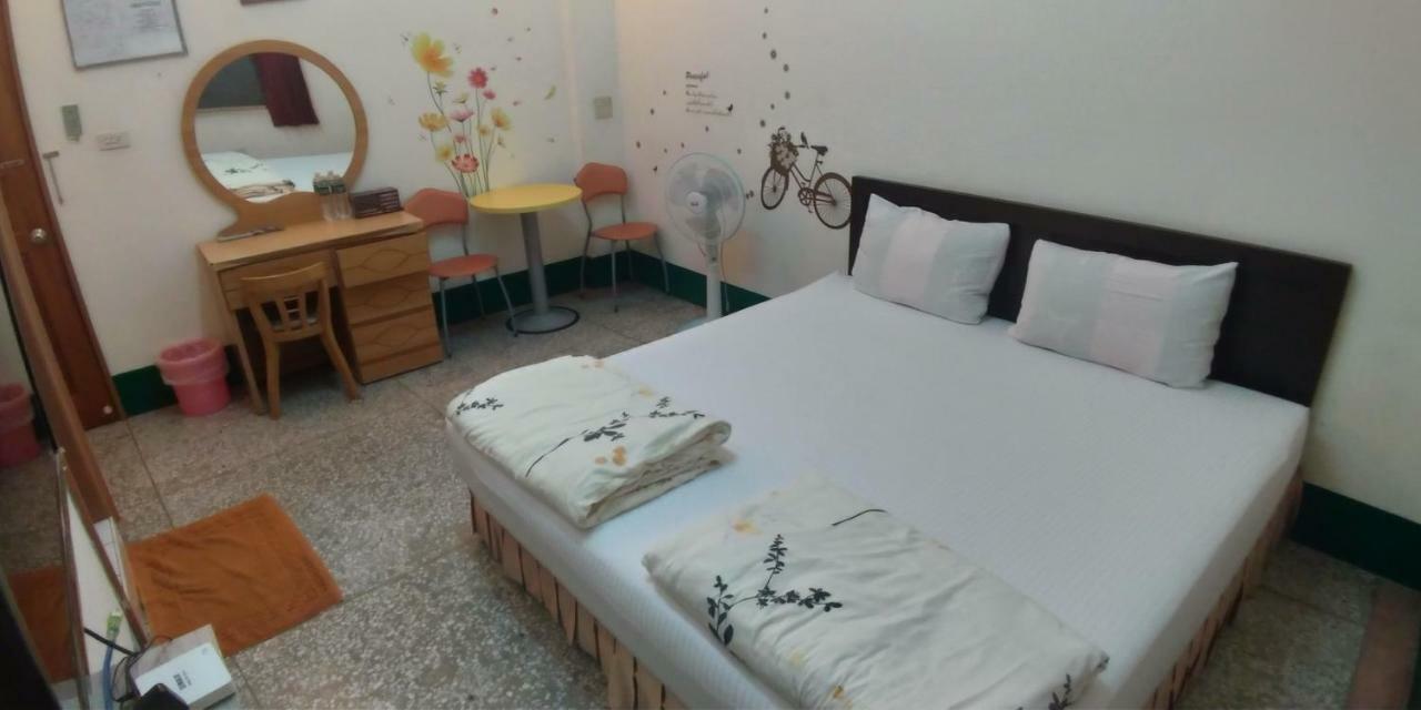 Sun Wu Homestay Dawu Exterior photo